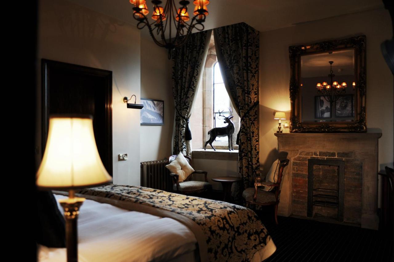 Peckforton Castle Tarporley Esterno foto