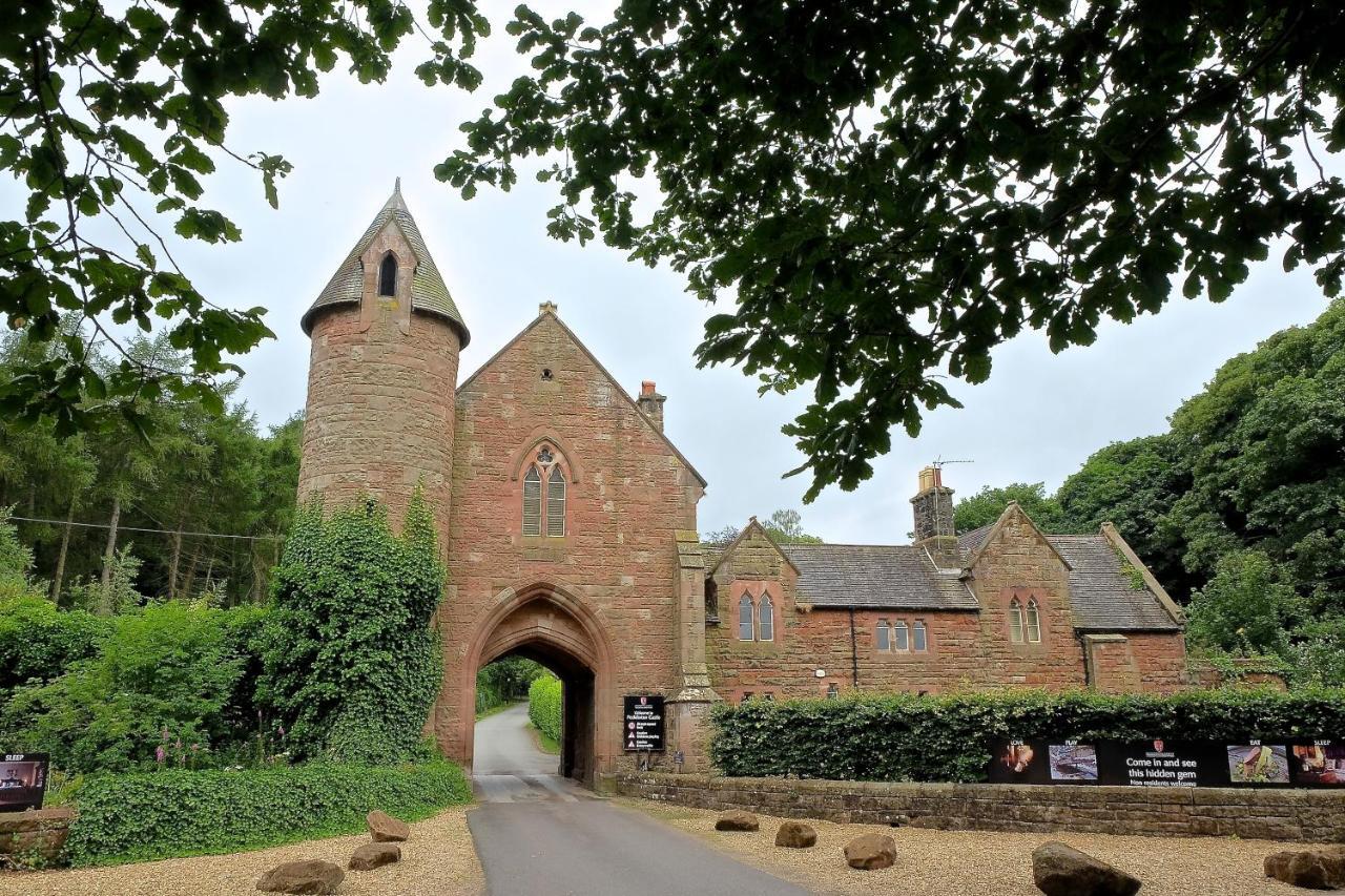 Peckforton Castle Tarporley Esterno foto